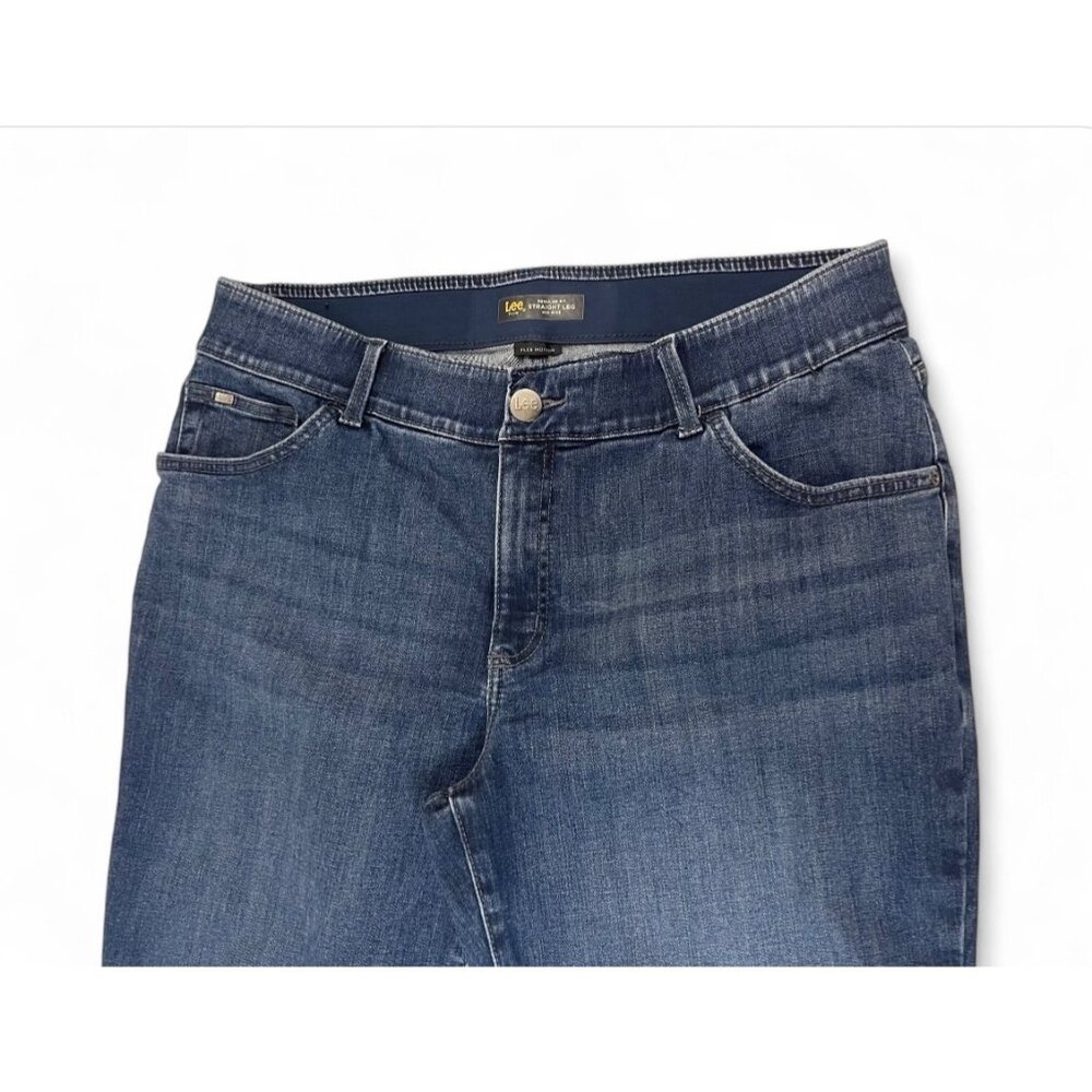 Lee Women's Size Flex Motion Regular Fit Straight Leg Jean Royal Chakra 16 - Picture 2 of 15